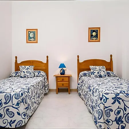 Apartamento Moderno En Conil - Aceptamos Grupos, Cerca De La Playa - Es-180-97 Apartment